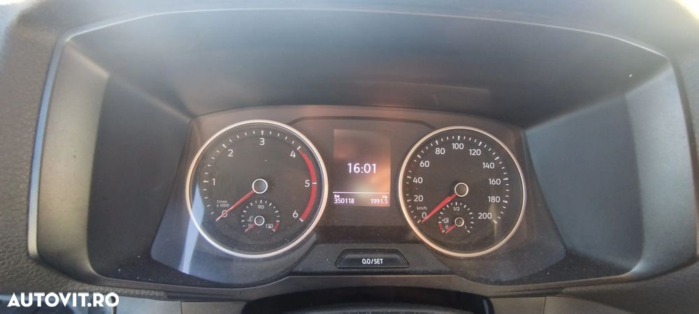 Volkswagen CRAFTER - 8