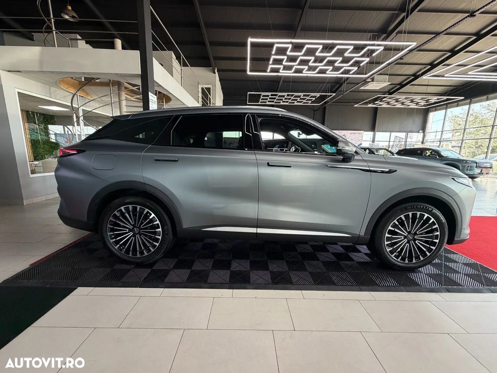 Omoda 9 1.5 TGDI 3DHT PHEV Exclusive - 2