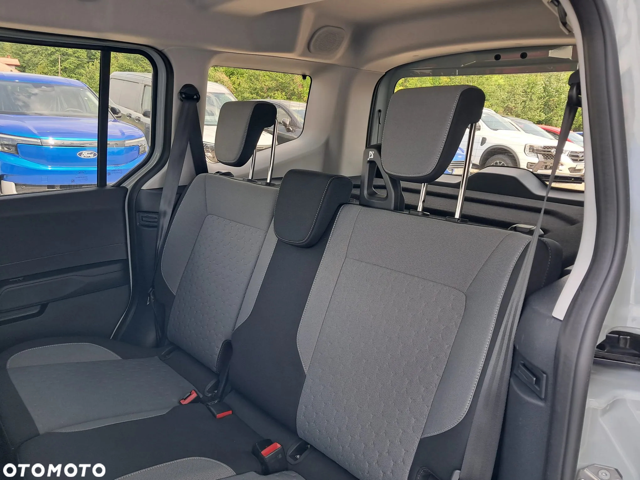 Ford Tourneo Courier 1.0 EcoBoost Titanium - 21