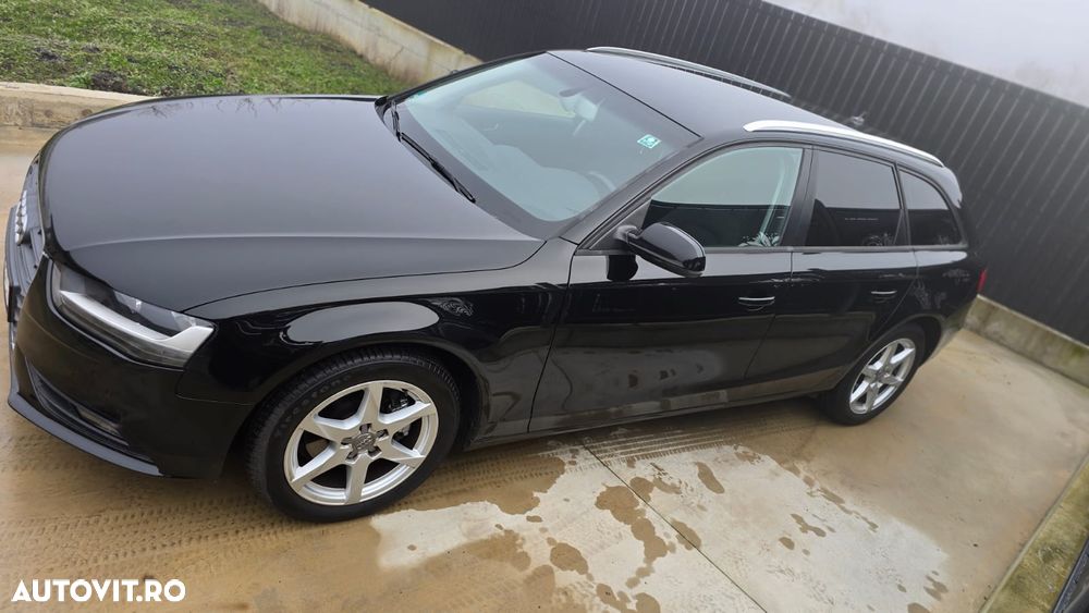 Audi A4 Avant 2.0 TDI DPF multitronic Attraction - 10