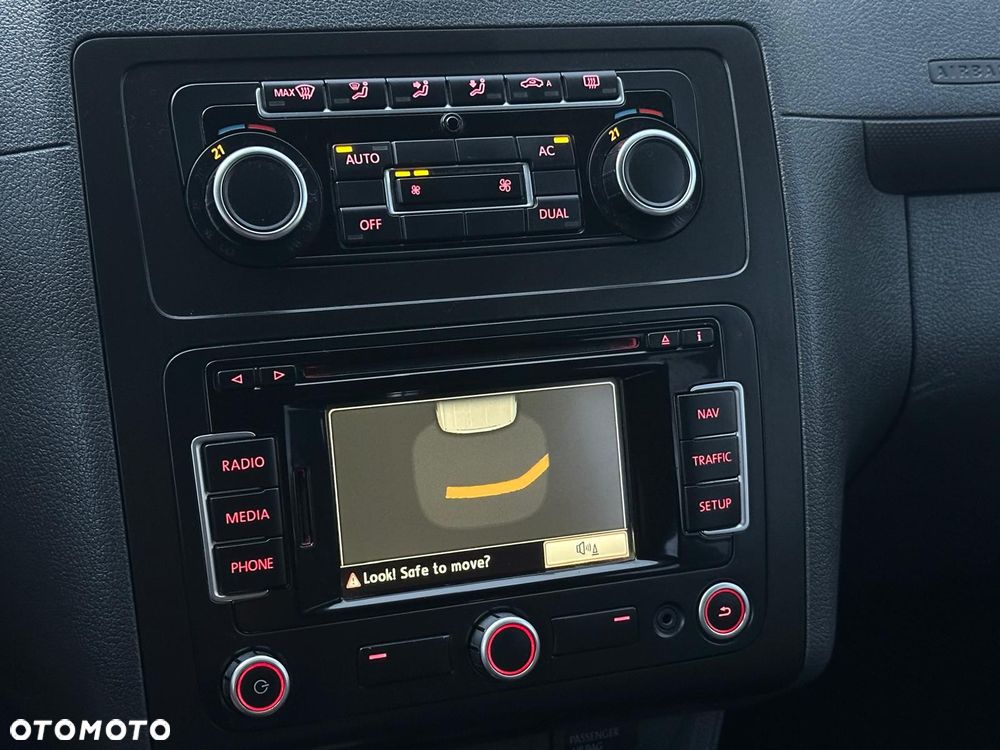 Volkswagen Caddy Highline - 10