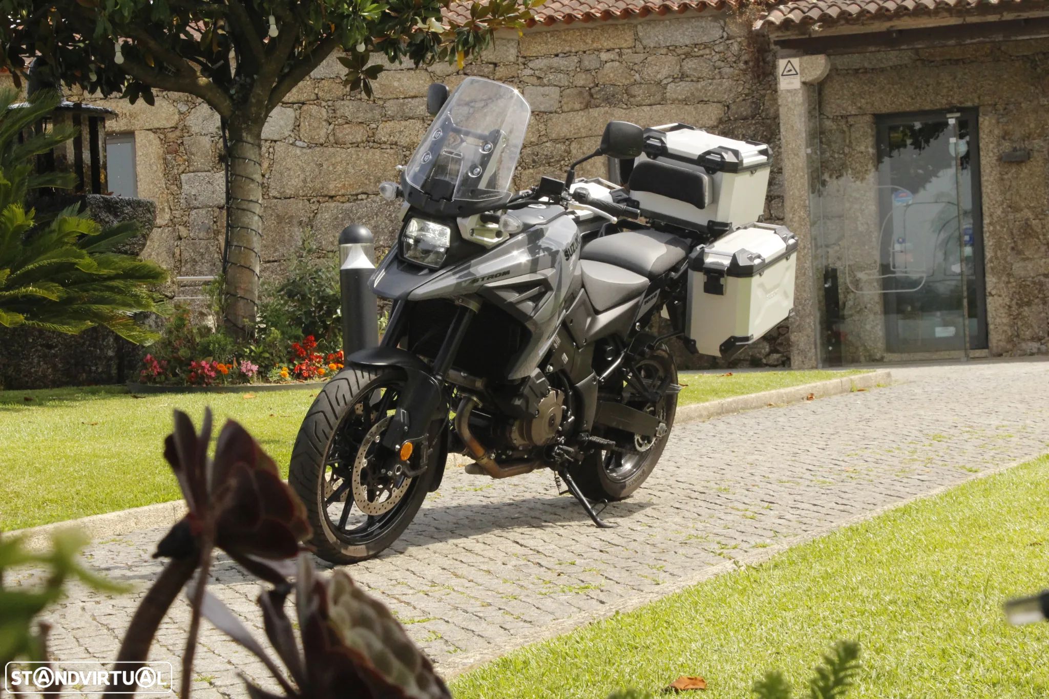 Suzuki DL V-Strom 1050 - 1