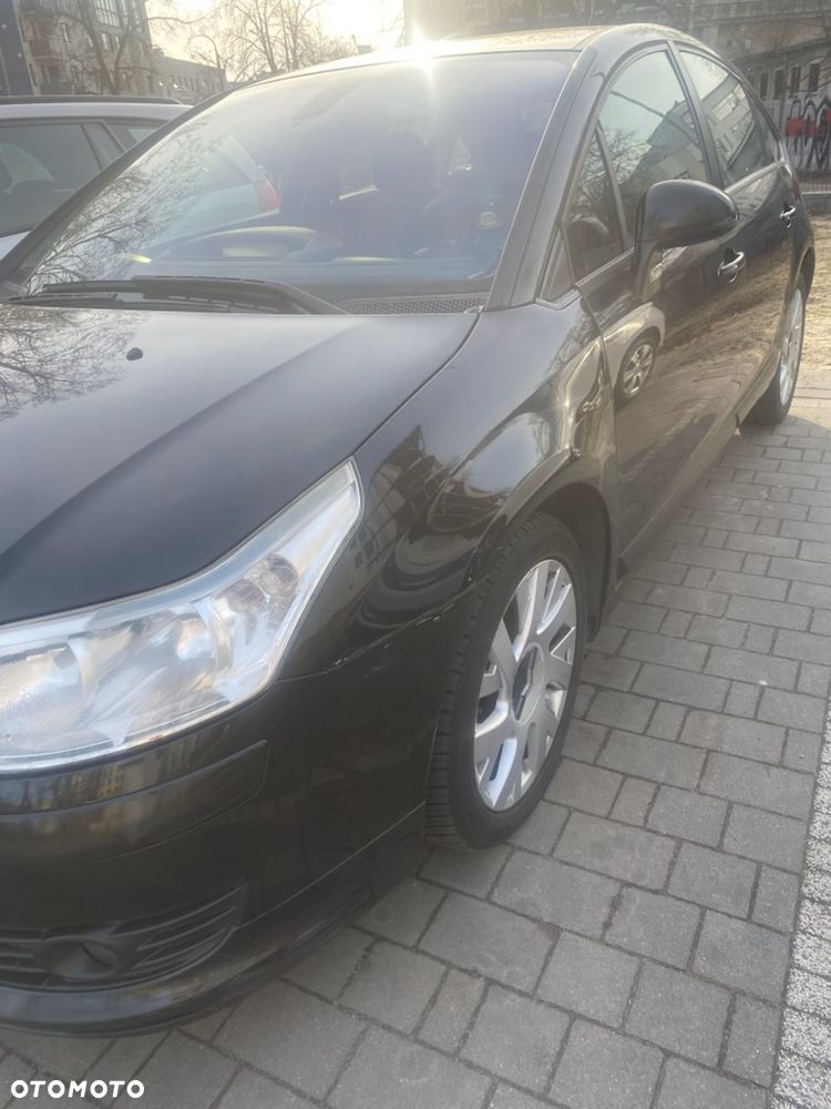 Citroën C4 1.6 16V Magic - 4