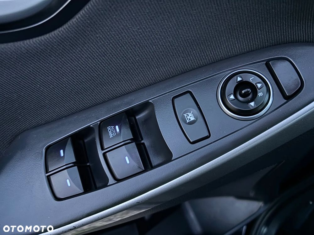 Hyundai i30 i30cw 1.6 CRDi Intro Edition - 29