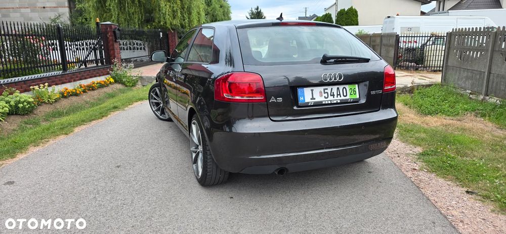 Audi A3 3-drzwiowe 1.6 TDI DPF Ambition - 3