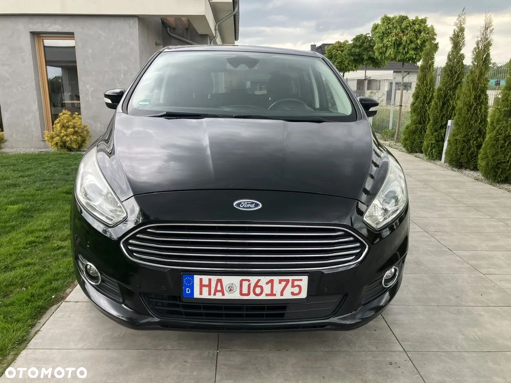 Ford S-Max 2.0 TDCi Titanium PowerShift - 4