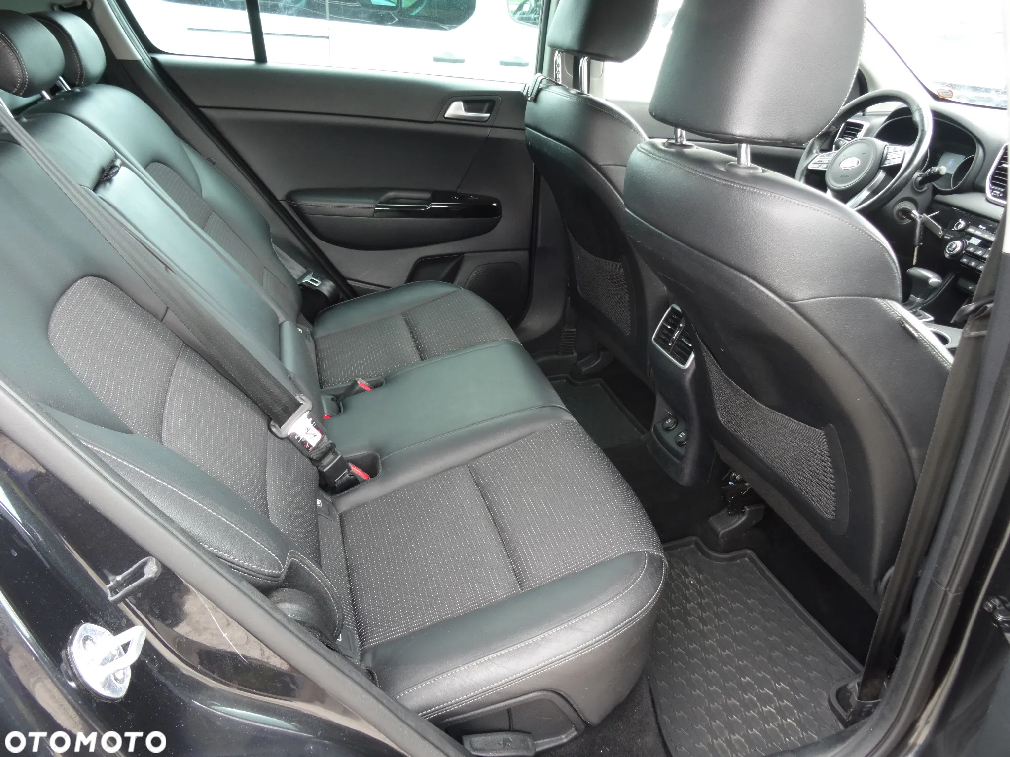 Kia Sportage 1.6 CRDI L 2WD DCT - 19