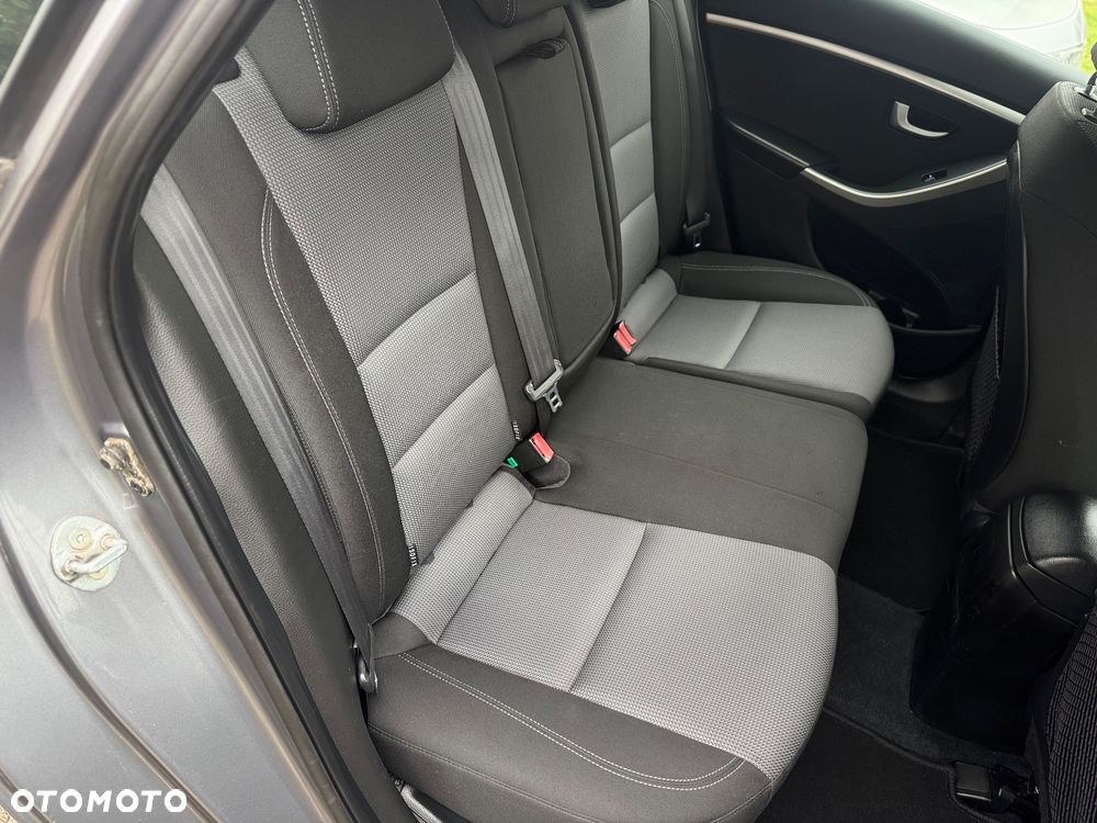 Hyundai i30 1.6 CRDi BlueDrive Classic - 6