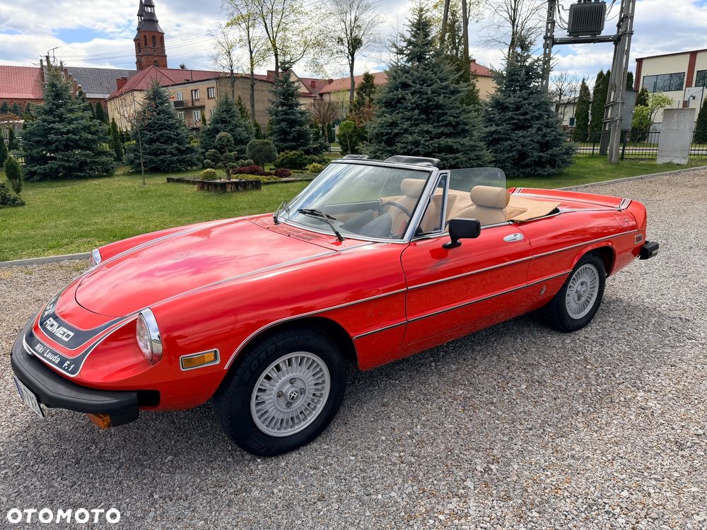 Alfa Romeo Spider - 4