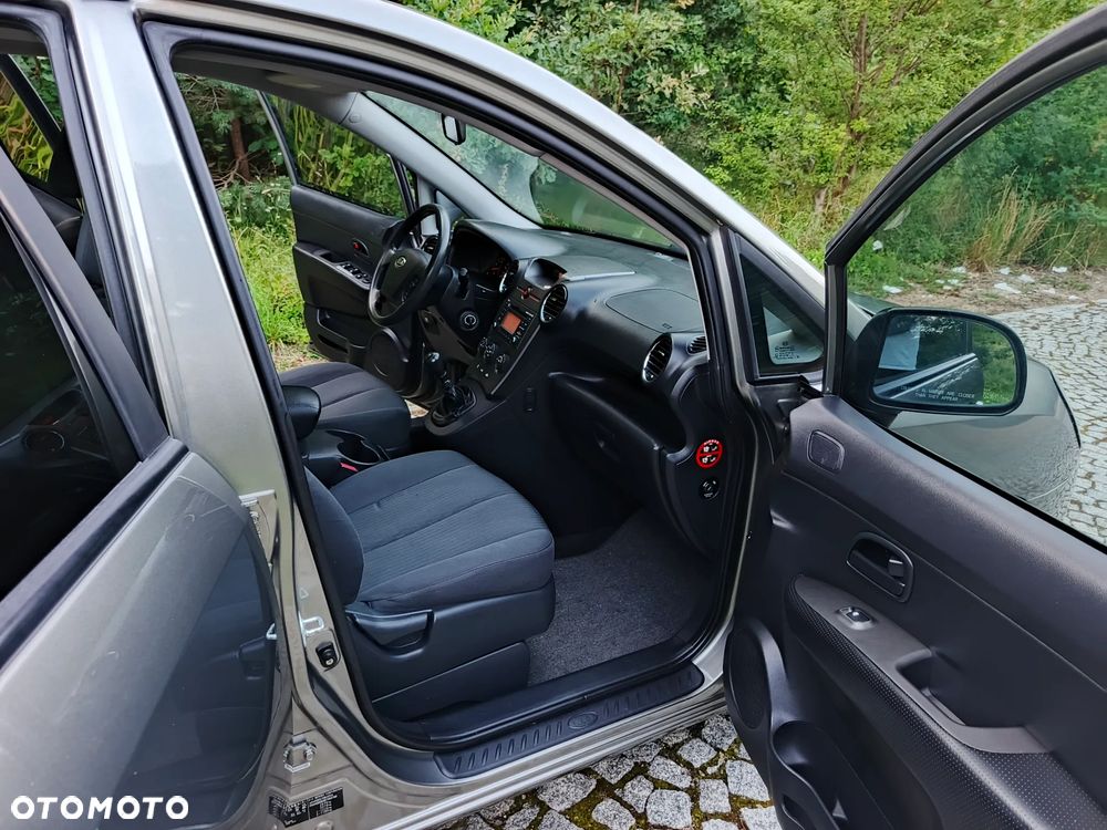 Kia Carens 1.6 CRDi Vision - 11