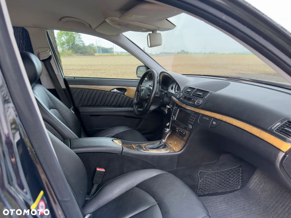 Mercedes-Benz Klasa E 280 CDI 4-Matic T Avantgarde - 20