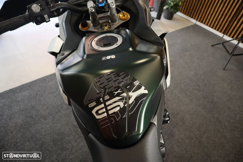 Suzuki GSX GSX 1000 GX - 9