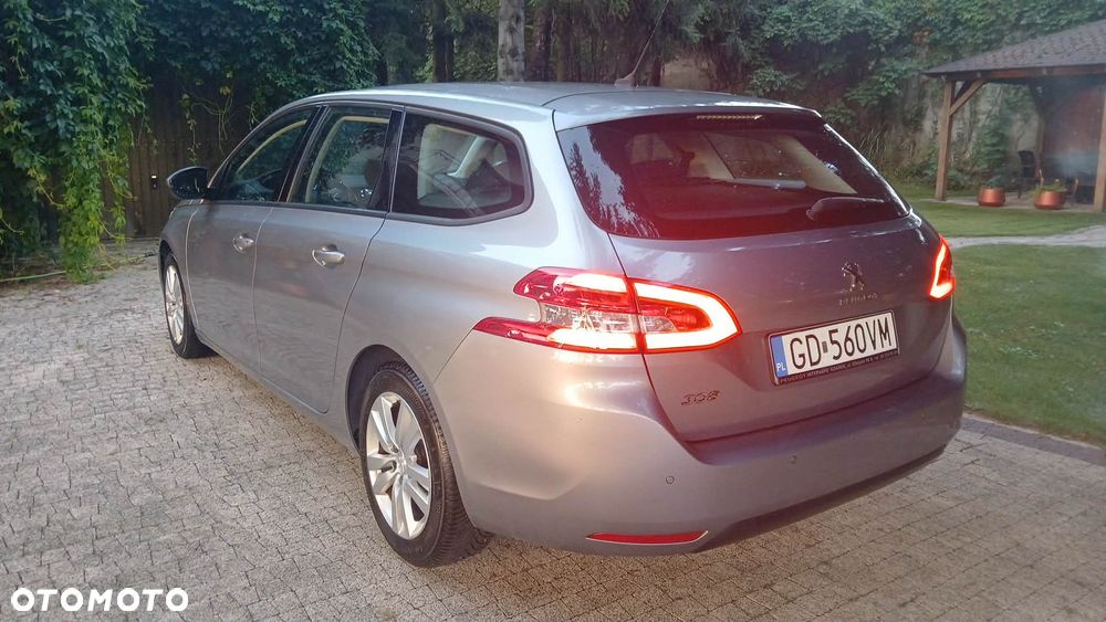 Peugeot 308 1.5 BlueHDi Allure Pack S&S - 9