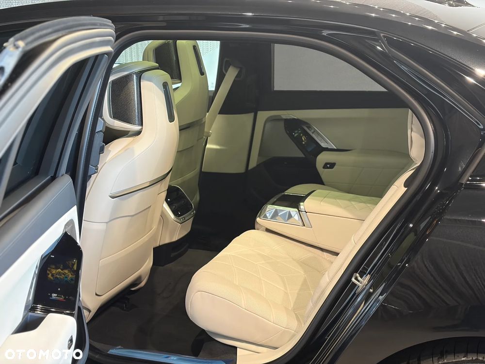 BMW Seria 7 740d xDrive mHEV M Sport sport - 29