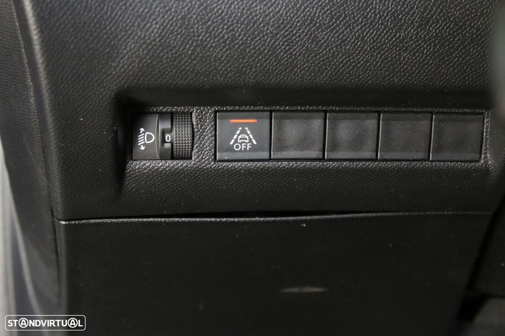 Peugeot 208 1.2 PureTech Allure - 23