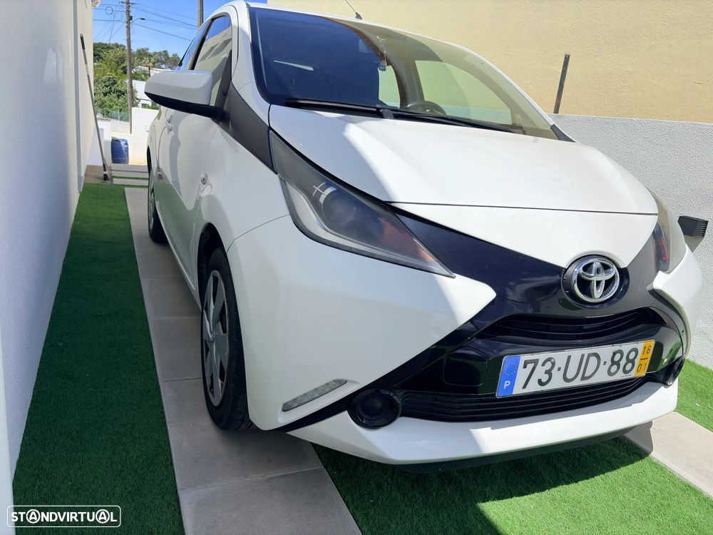 Toyota Aygo 1.0 X-Play+AC+X-Touch - 4
