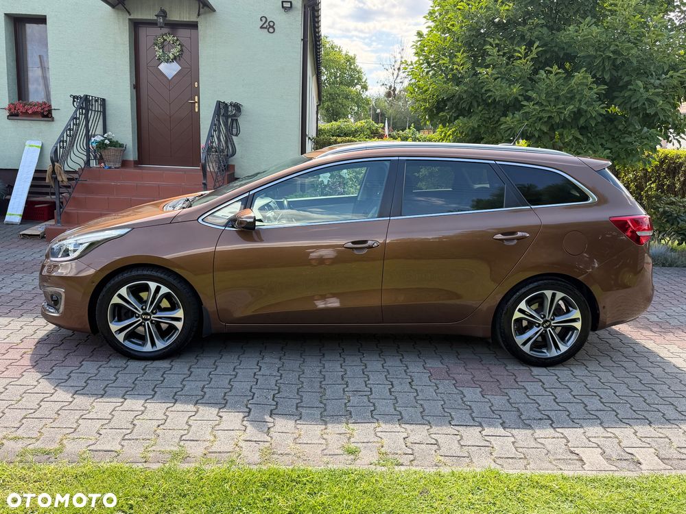 Kia Ceed 1.6 CRDi 136 ISG Platinum Edition - 3