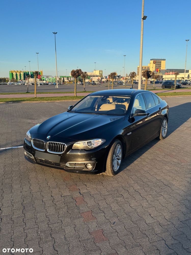 BMW Seria 5 525d Luxury Line - 10