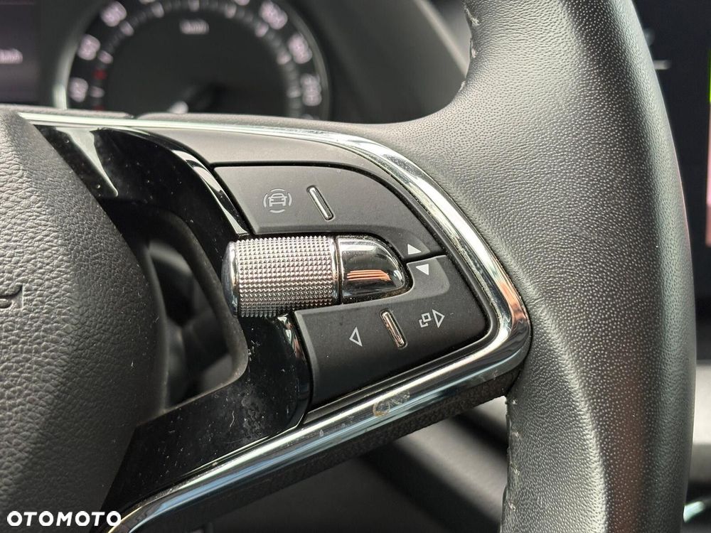 Skoda Octavia 1.5 TSI ACT Ambition - 25