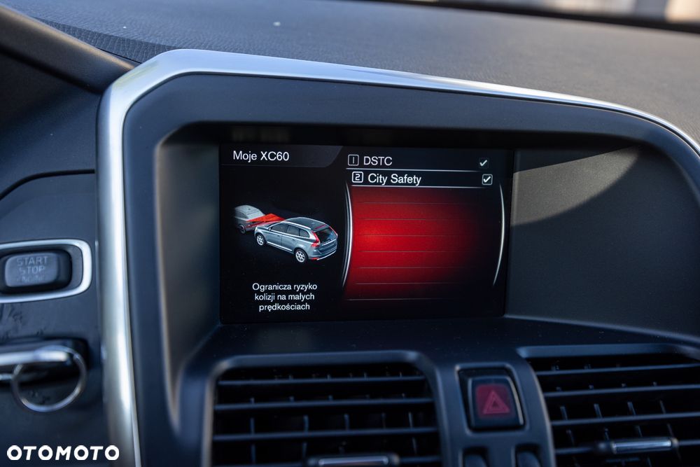 Volvo XC 60 D3 Momentum - 10