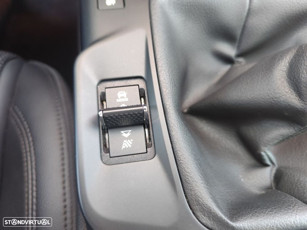 Jaguar E-Pace 2.0 i4D S - 34