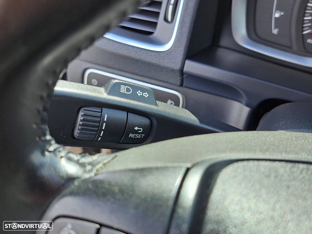 Volvo V60 1.6 D2 Drive Kinetic Start/Stop - 31