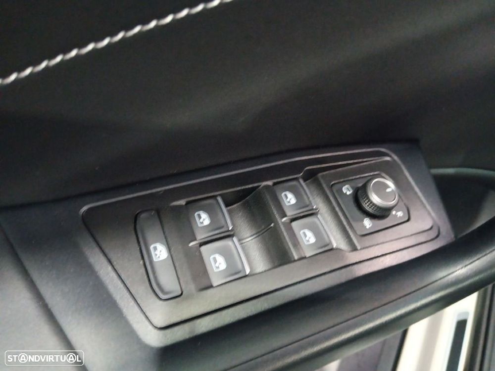 VW T-Roc 1.0 TSI Life - 13