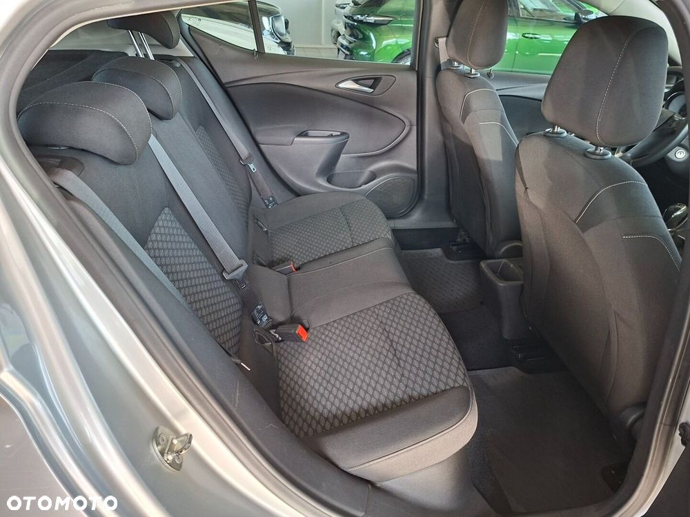 Opel Astra - 10