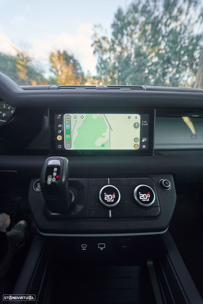 Land Rover Defender 110 P400e SE - 37