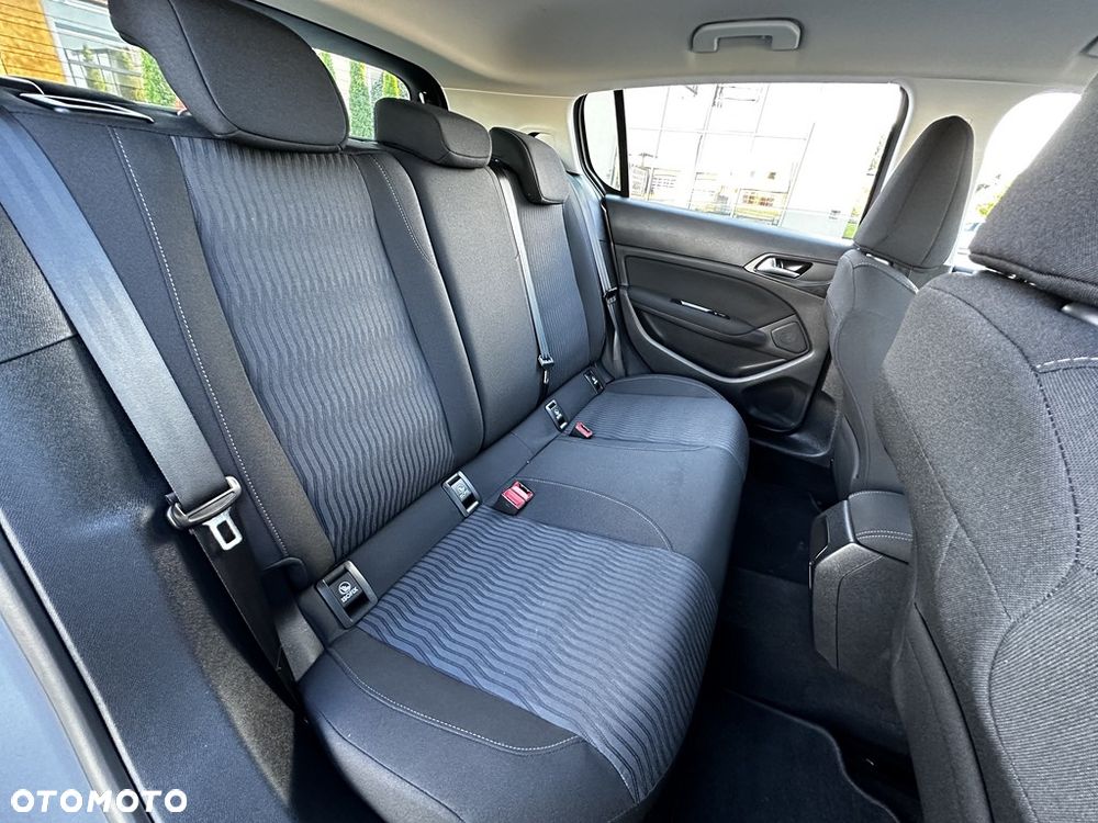 Peugeot 308 125 THP Active - 26