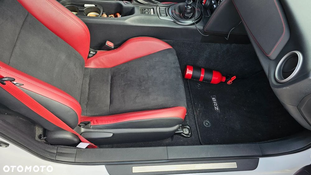 Subaru BRZ 2.0i TSE - 15