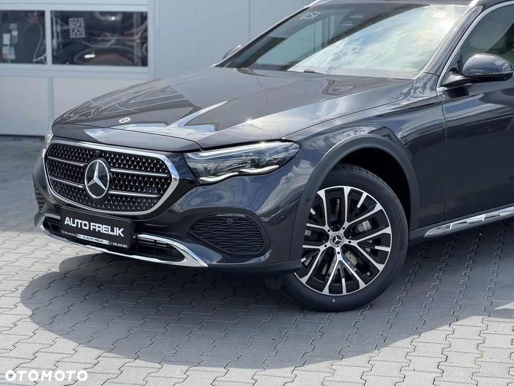 Mercedes-Benz Klasa E 220 d 4Matic 9G-TRONIC - 3