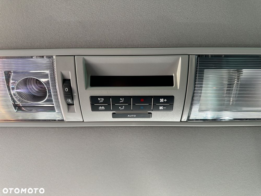 Volkswagen Caravelle 2.0 TDI L2 Highline DSG - 15