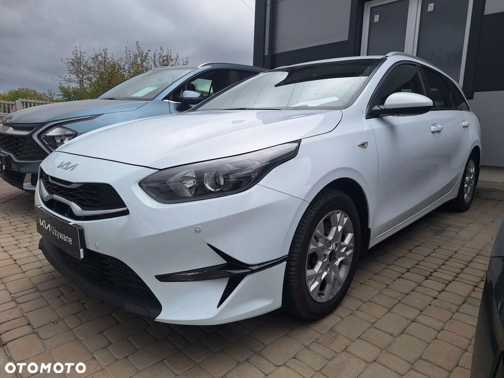 Kia Ceed 1.5 T-GDI M - 2