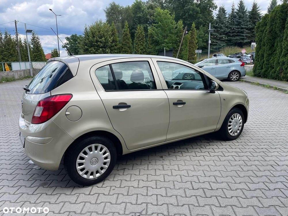 Opel Corsa - 2