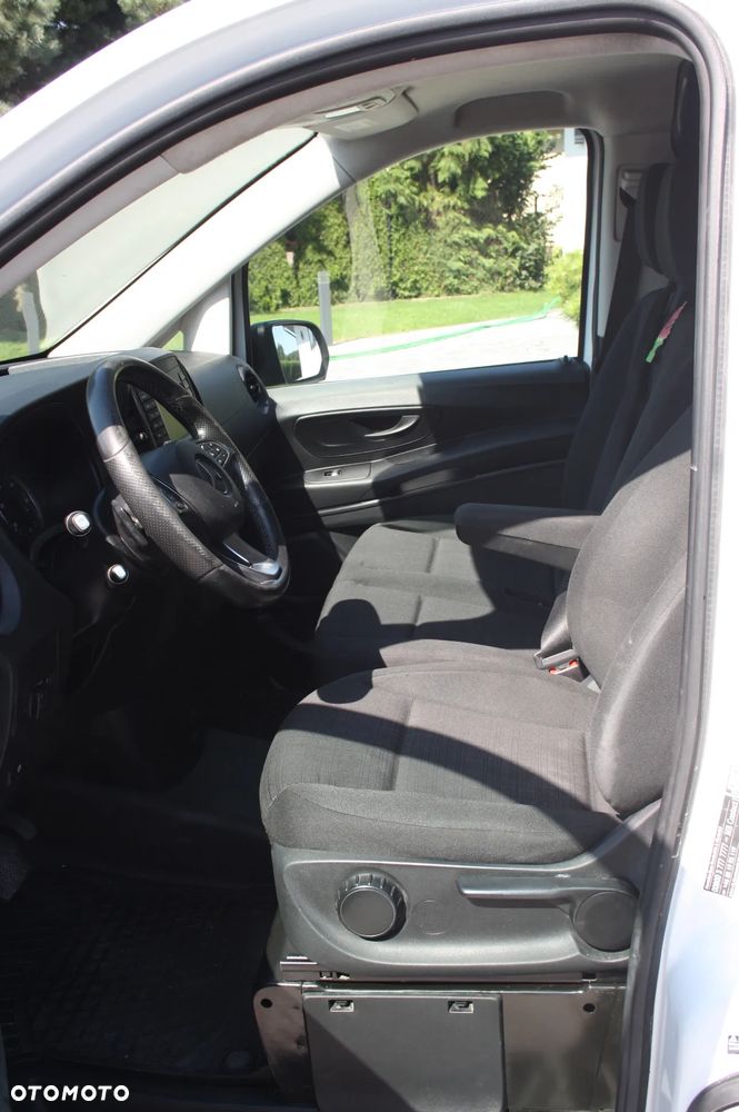 Mercedes-Benz VITO - 10