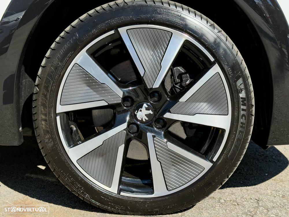 Peugeot e-208 GT Pack - 5