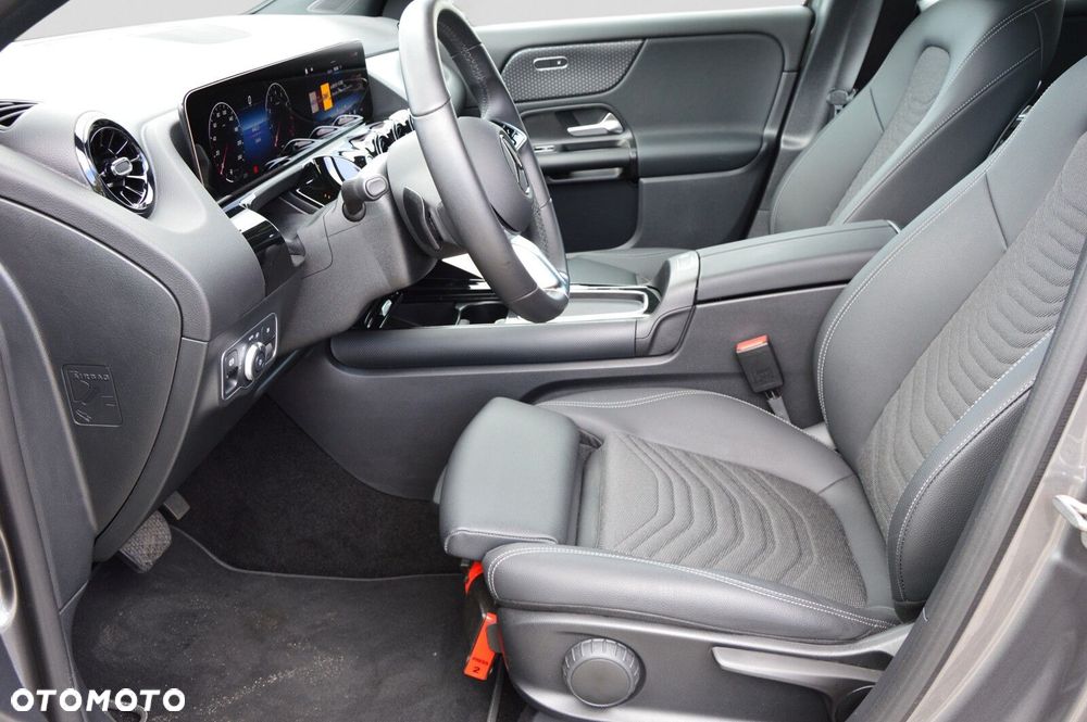 Mercedes-Benz GLA 220 mHEV 4-Matic 8G-DCT - 12