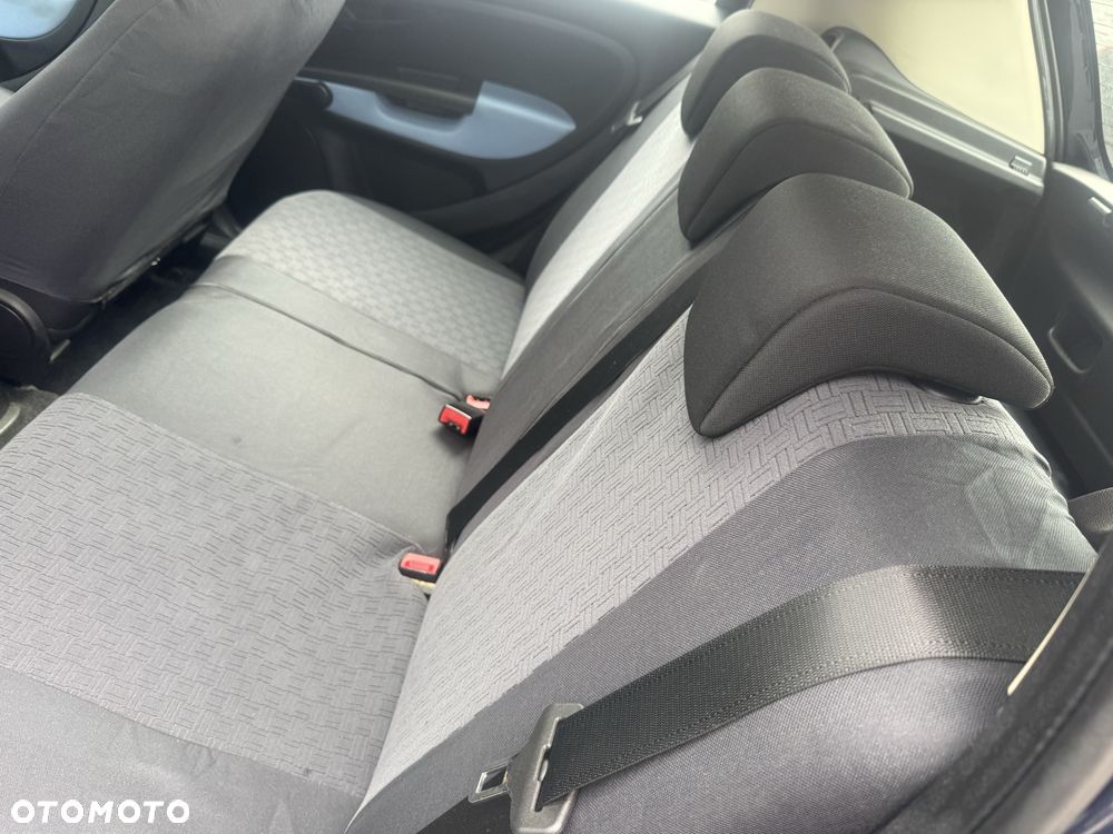 Fiat Grande Punto - 8