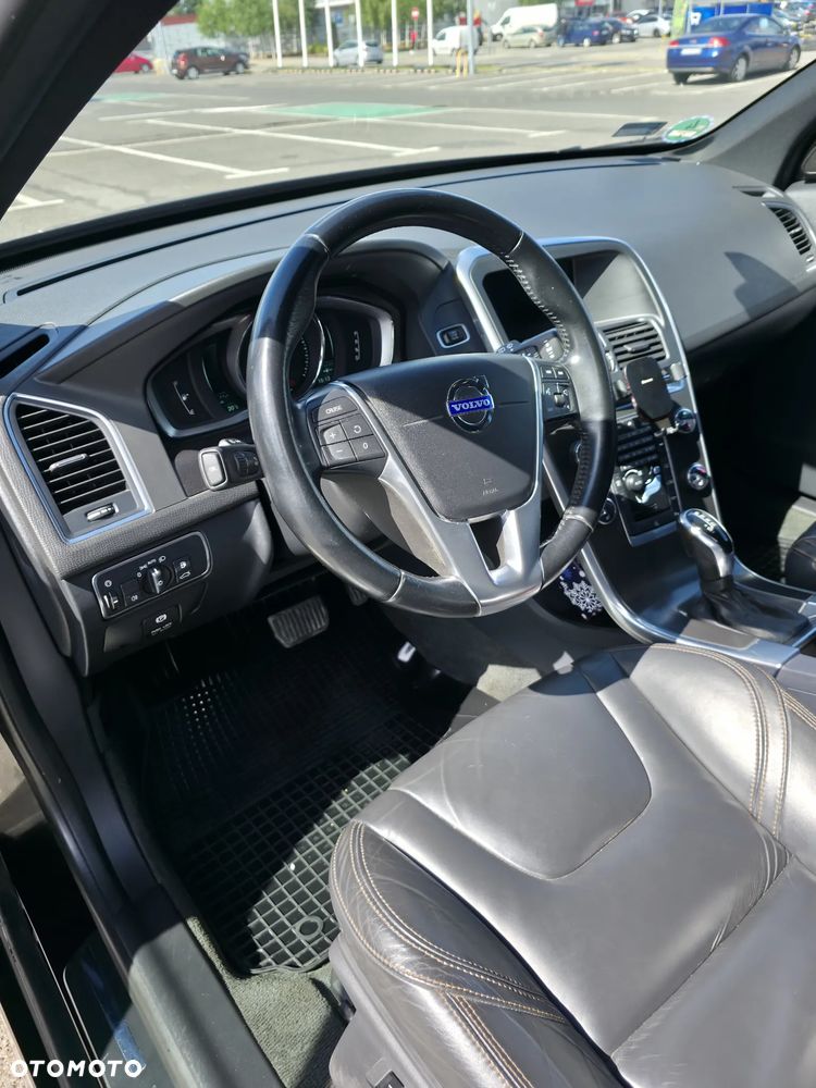 Volvo XC 60 D4 Geartronic Summum - 10