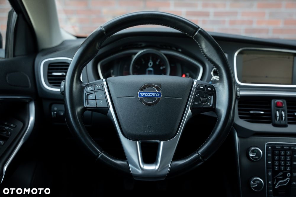 Volvo V40 T3 - 30