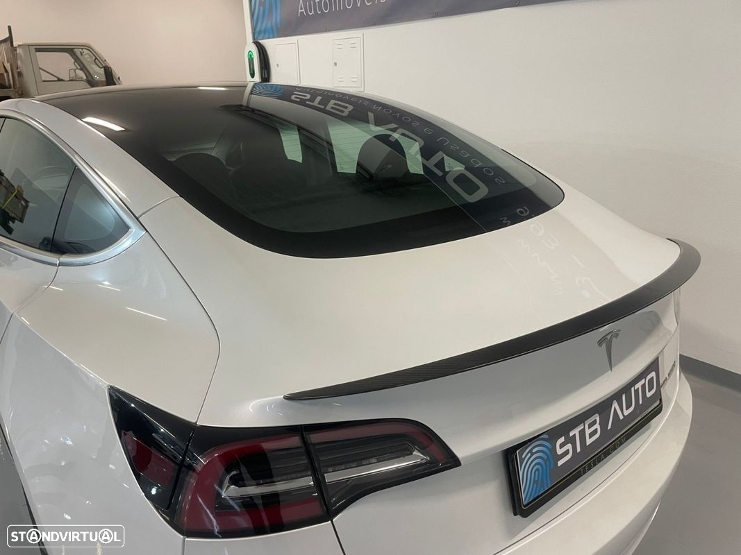 Tesla Model 3 Performance Dual Motor AWD - 25