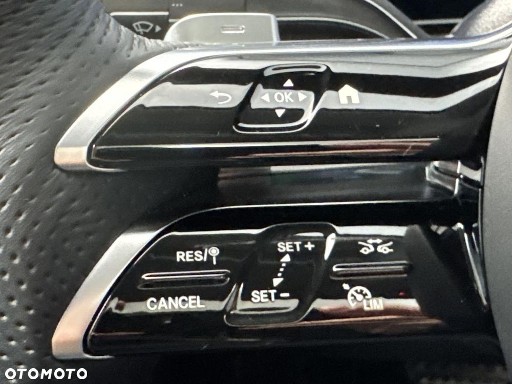 Mercedes-Benz GLE 300 d mHEV 4-Matic AMG Line - 16