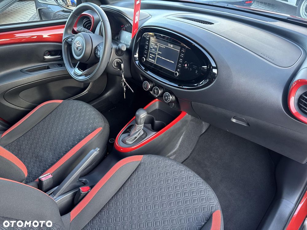 Toyota Aygo X 1.0 VVT-i Style CVT - 12