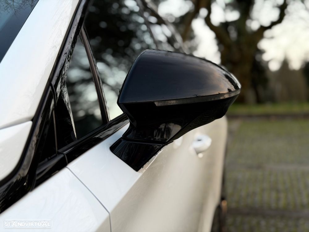 MG MG4 64 kWh XPower Luxury - 17