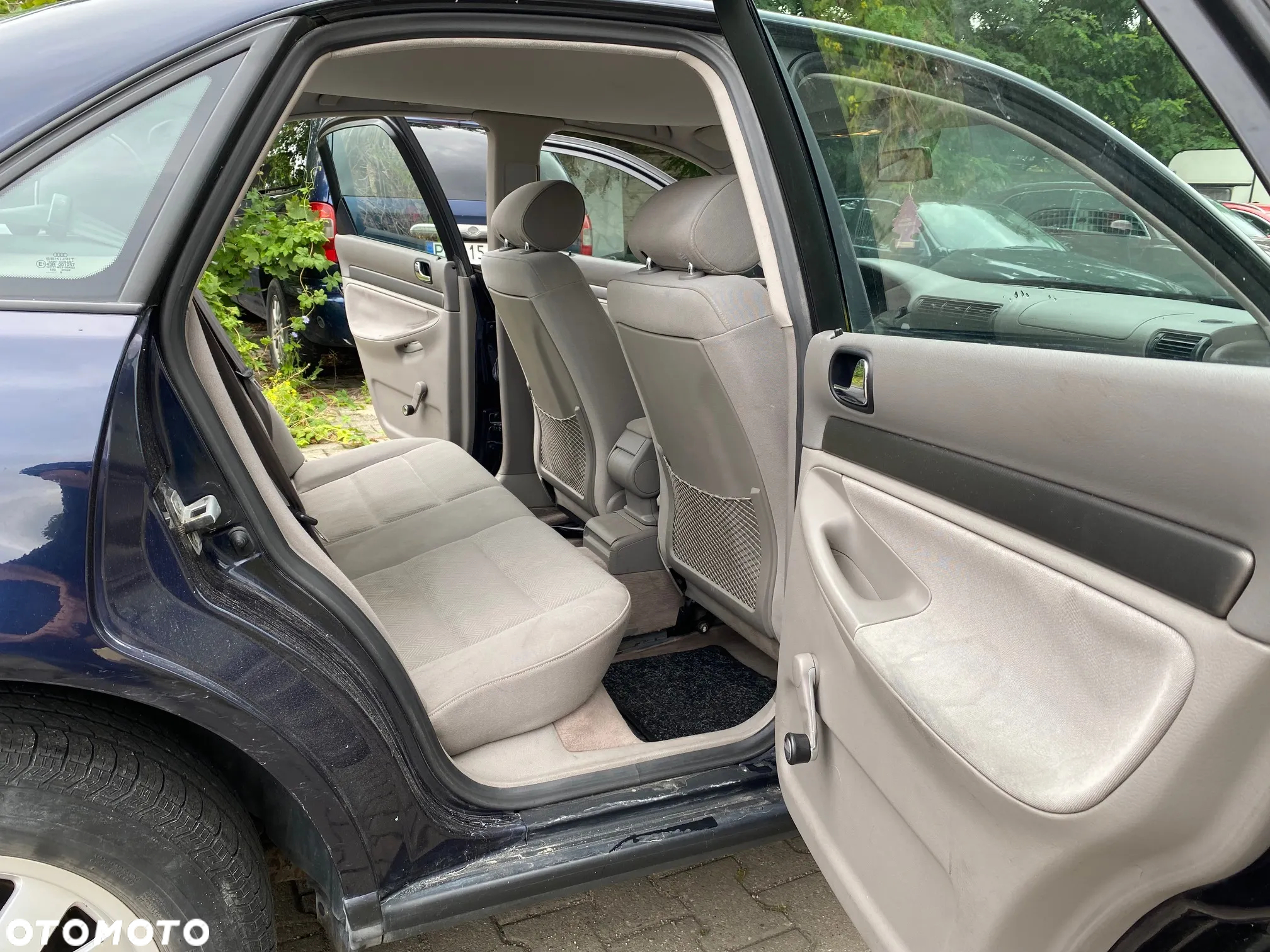 Audi A4 1.6 - 19