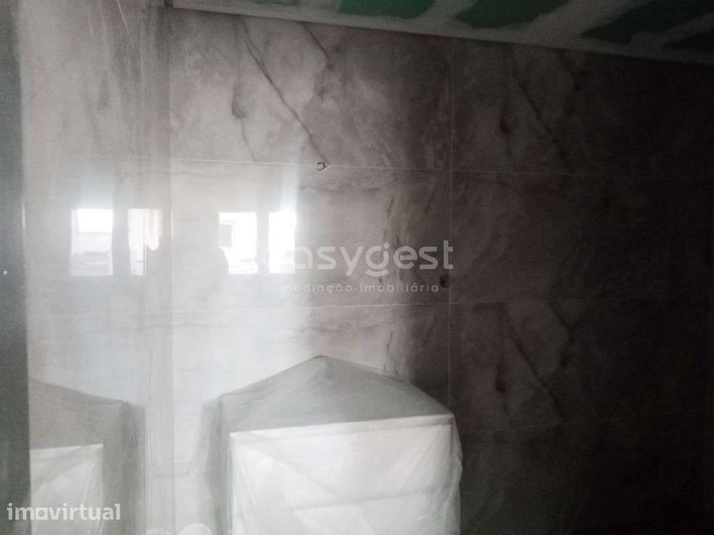 T2 em empreendimento habitacional condomínio fechado na Covilhã - Grande imagem: 2/3