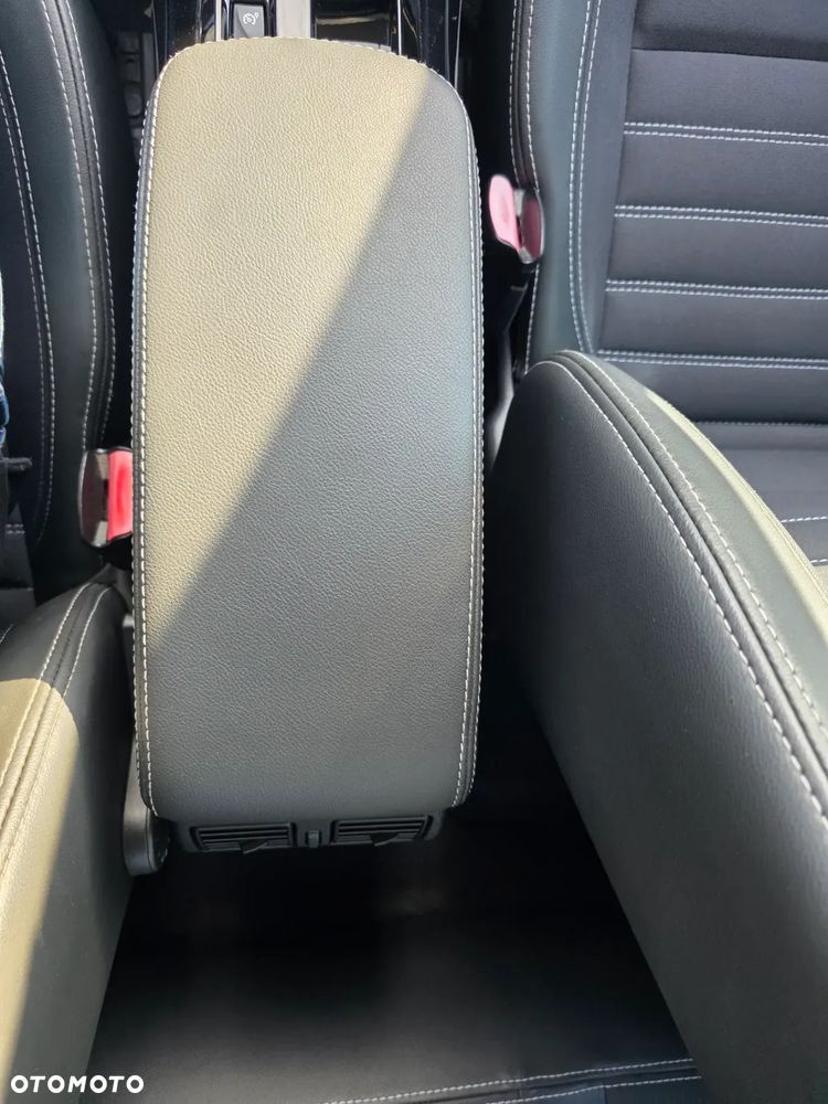 Renault Laguna 2.0 dCi Bose Edition - 34