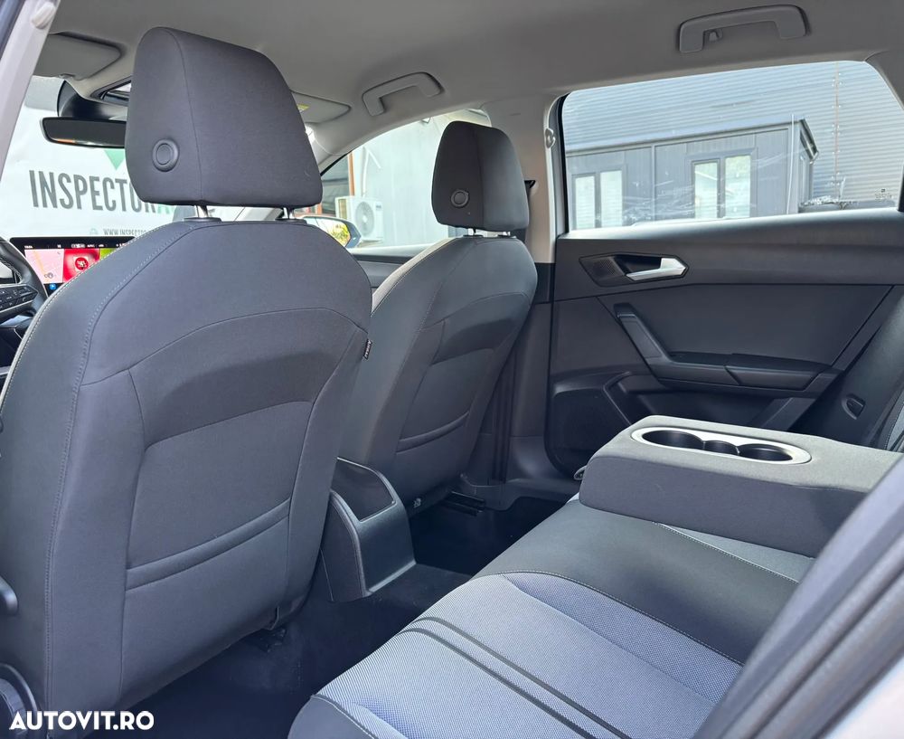 Seat Leon Sportstourer 2.0 TDI DSG Style Edition - 20