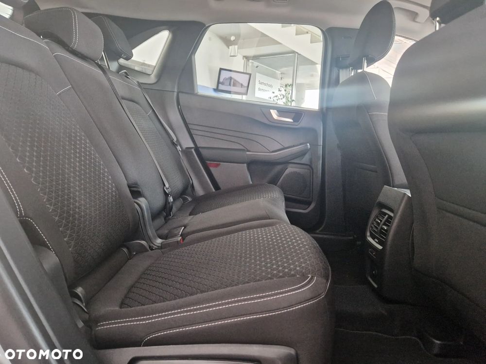 Ford Kuga 2.5 FHEV FWD Titanium eCVT - 9